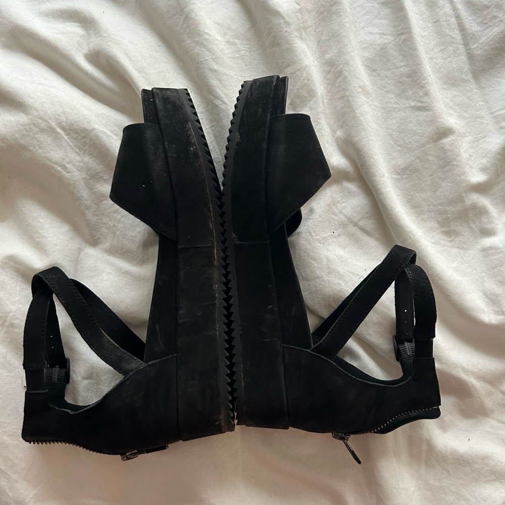 Eileen Fisher Flatform Sandals 7.5